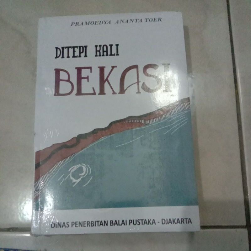 ditepi kali bekasi