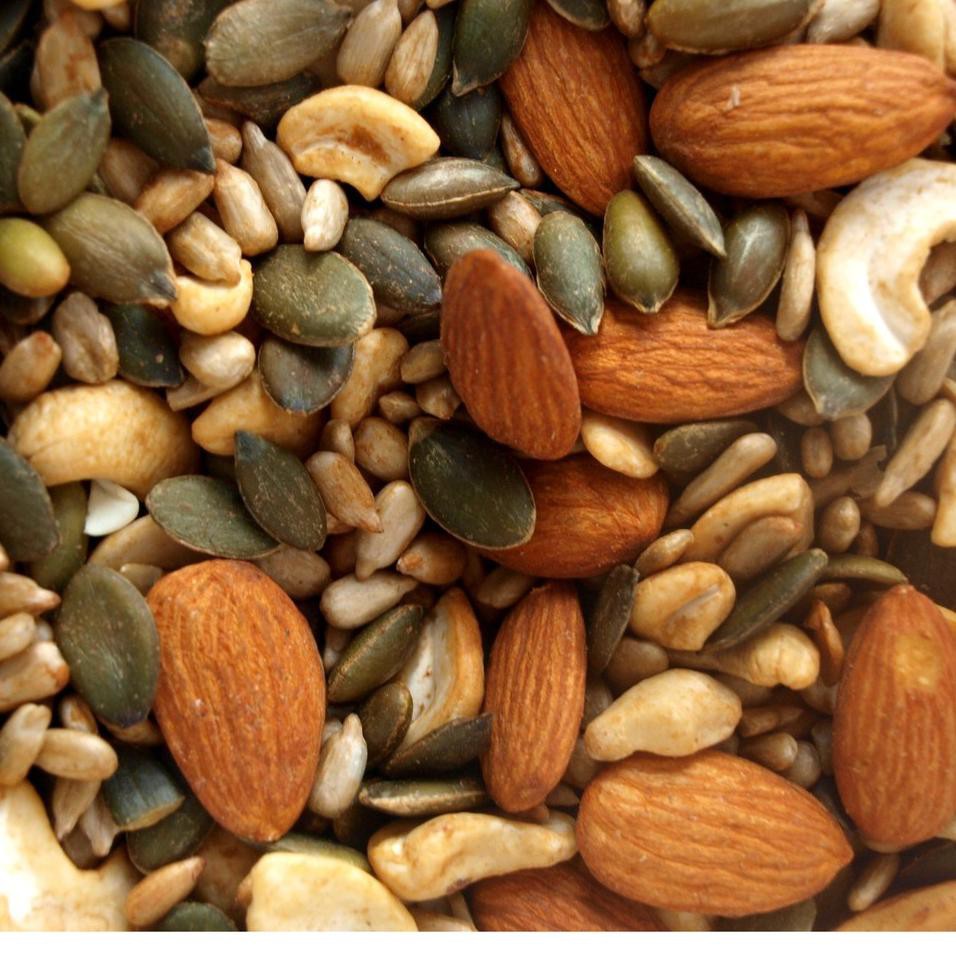 

READY ! Mix Nut / Kacang Panggang / Roasted Nut / almond / walnut / cashew mede / sunflower / pumpk