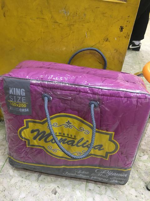 Bed Cover Jacquard Monalisa