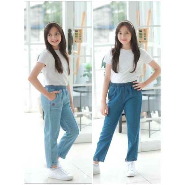 Liza dan Ruby Jeans Teekay