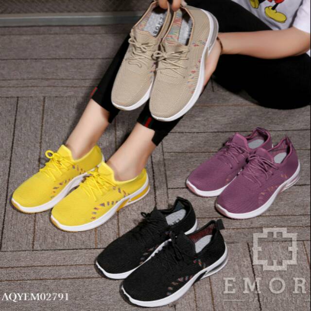 Sepatu EMORY Flyknit Sneakers  AQYEMO 2791