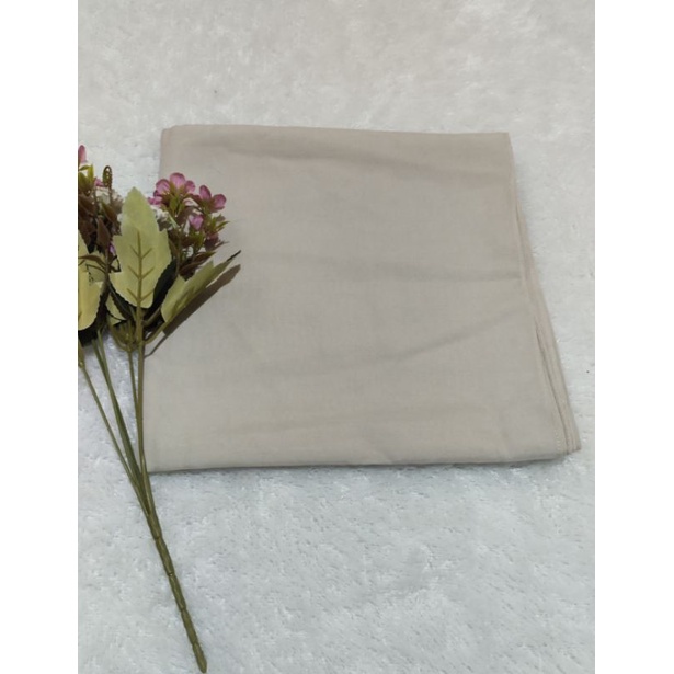 PARIS PREMIUM PARIS AMOUR HIJAB SEGI EMPAT-cream