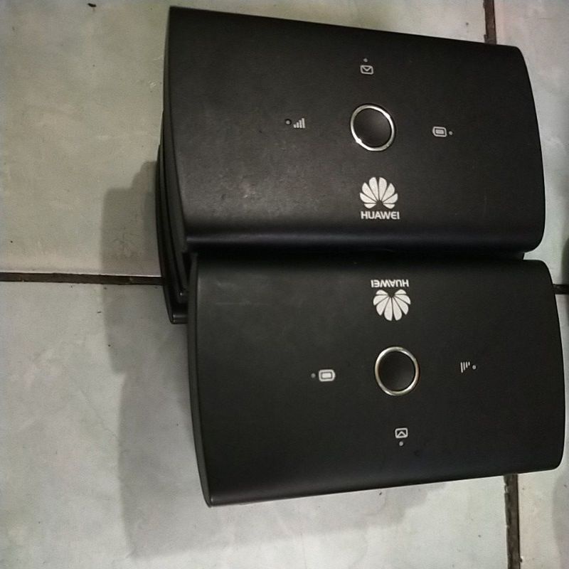 Huawei model E5673s