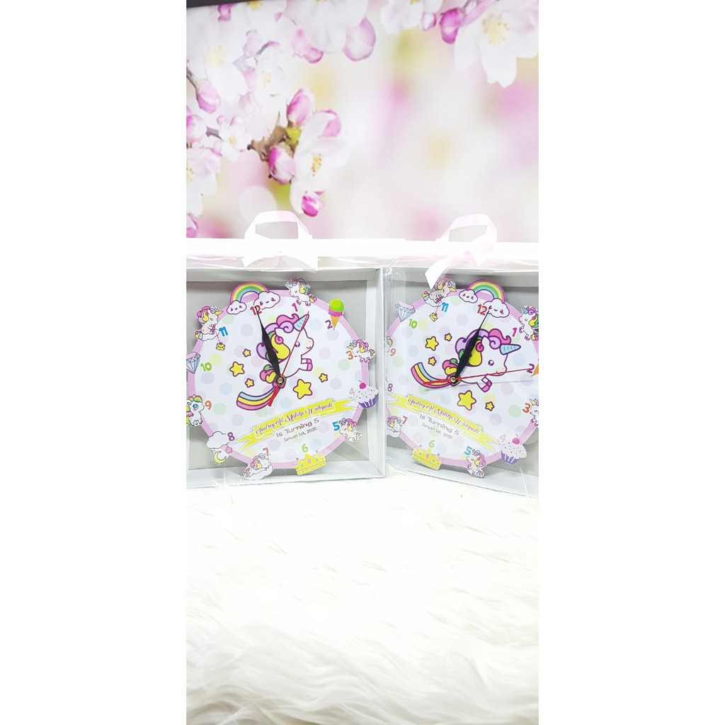 Jam Kayu Custom / Souvenir Ultah / Souvenir Jam Dinding / Jam Dinding Custom