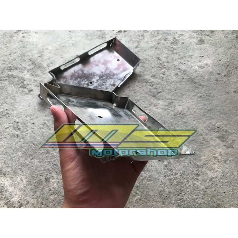 Pangkon aki Cb slim stainless dudukan aki Cb slim stainless