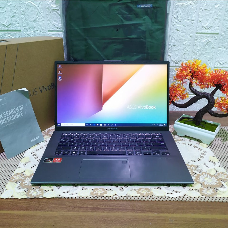    ASUS Vivobook A412DA AMD Ryzen 5 3500u/RAM 8GB/SSHD 1TB/Radeon Vega 8