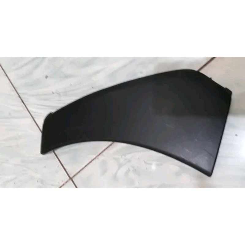 Lis Spoiler Bemper Belakang Toyota Yaris TRD Heykers