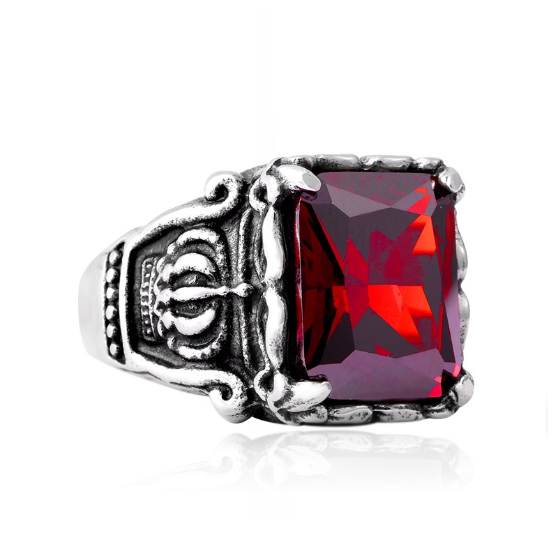 Cincin Desain Mahkota Ruby Hitam Onyx Bahan Titanium Steel Warna Silver Gaya Punk Vintage Untuk Pria