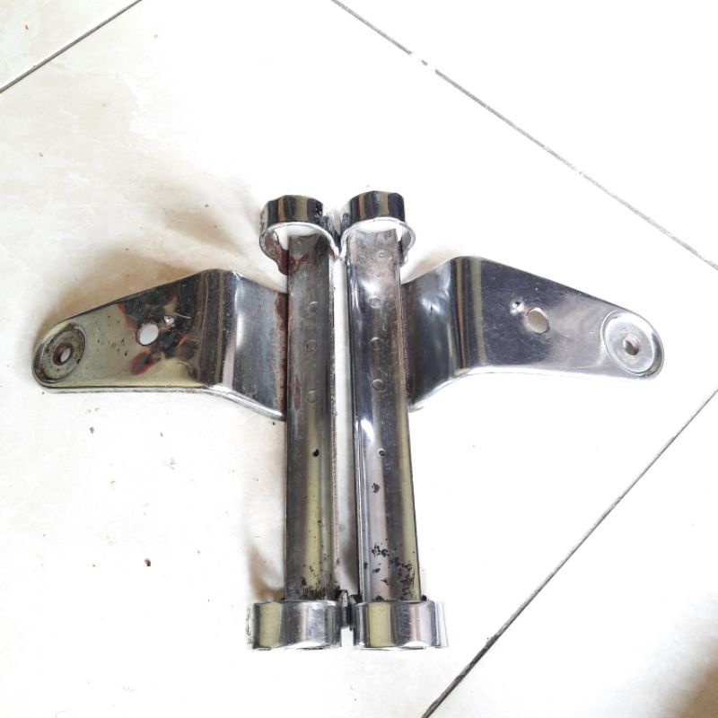 dudukan lampu depan yamaha rx king rxking cobra master 5t5 ori original