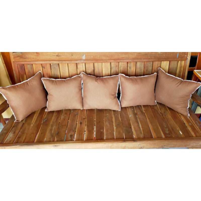 Bantal Sofa set Coklat