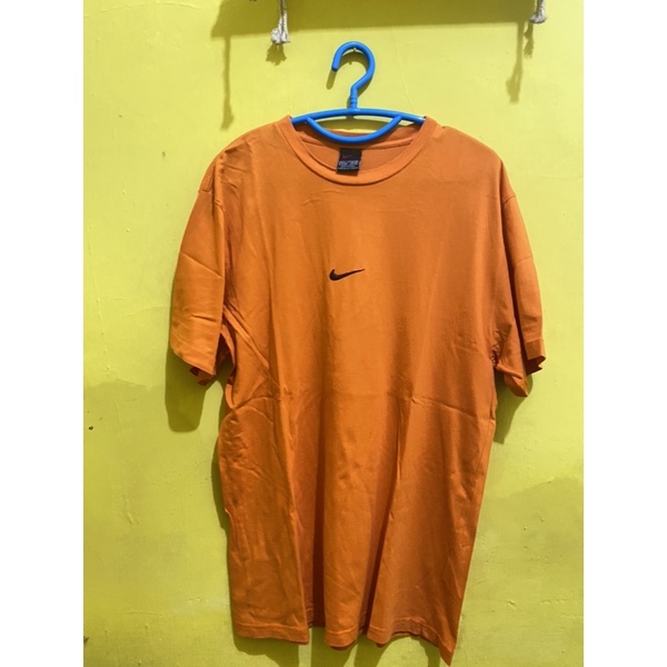 Kaos Nike Center Vintage Second