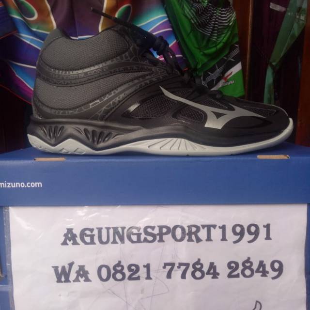 MIZUNO THUNDER BLADE 2 MID BLACK