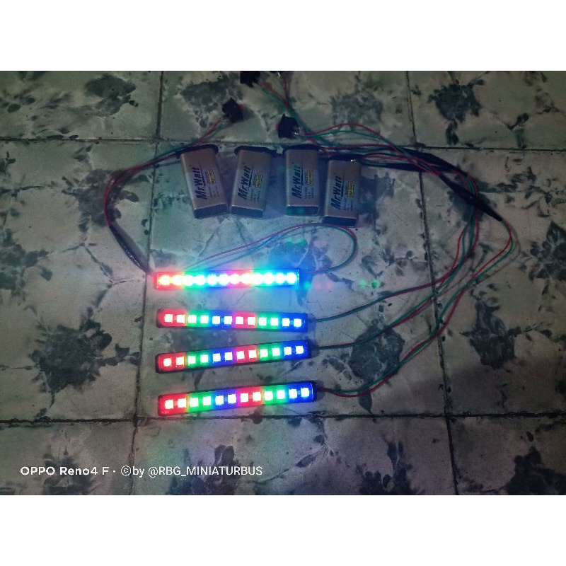 Sepaket Strobo RGB Miniatur Bus/Truk Panjang 10cm Banyak Mode