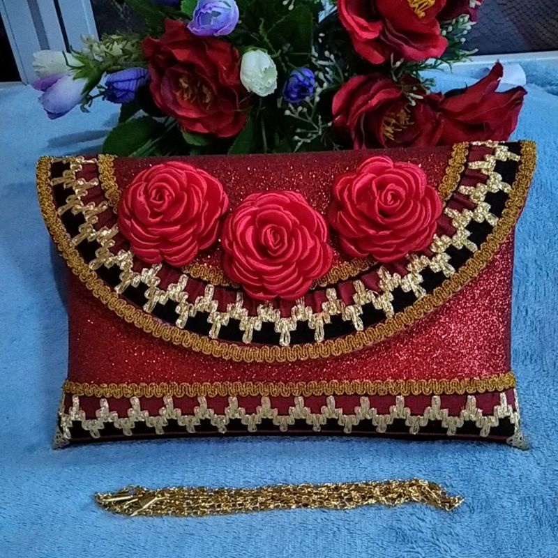 Tas wanita/clutch wanita/Dompet tapis (clutch bunga/clutch tapis lampung / tas pesta)