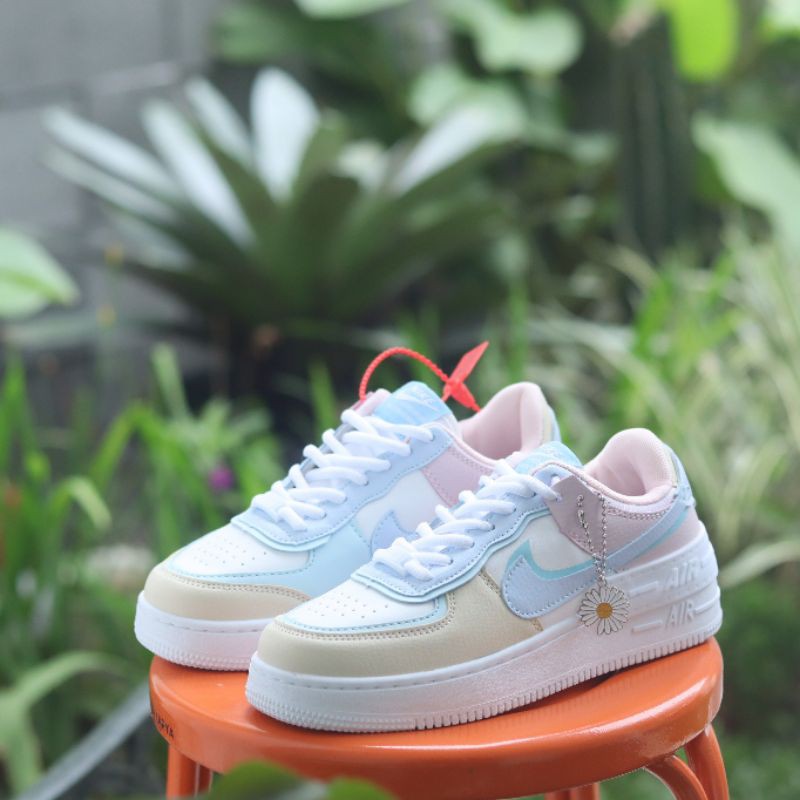 SEPATU SNEAKER KLASIK WANITA NIKE AF1 SHADOW