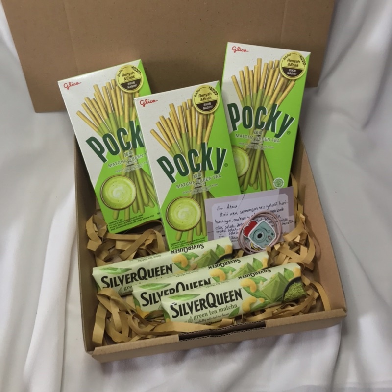 

snack box matcha