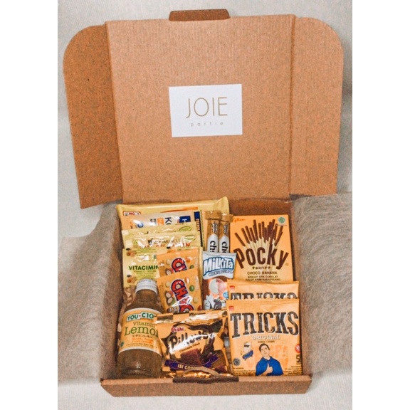 

SNACK BOX REQUEST | GIFT HAMPERS KADO WISUDA SEMPRO ULANGTAHUN ANAK CEMILAN LOKAL SEHAT