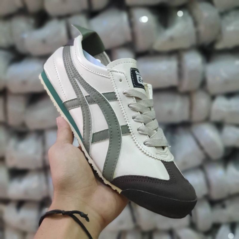 onitsuka tiger takkies