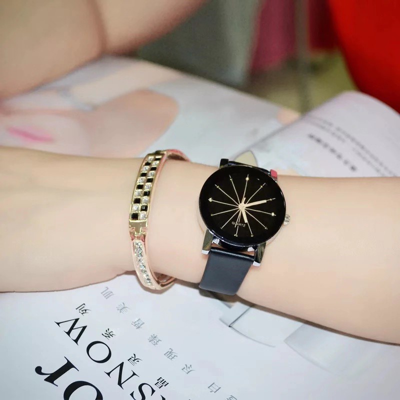 Jam Tangan Couple Quartz Putih Dan Hitam / New Jam Tangan Terbaru Fashion Couple Tren 2019