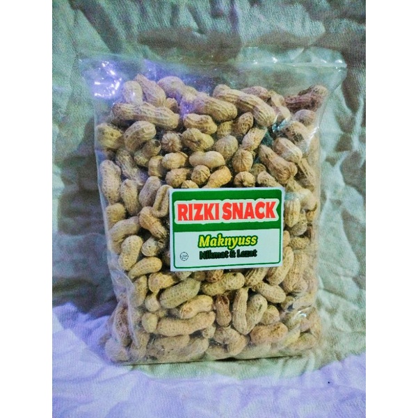 

Kacang kulit 500gr/kacang tanah kulit stengah kilo