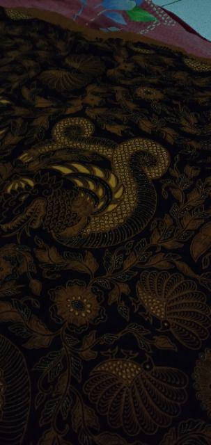 Kain Jarik Batik Solo Motif Sogan Naga Mlungker (sisik Leher Coklat)