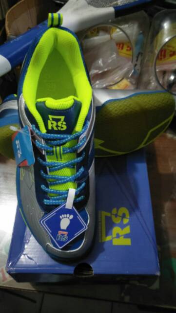 SEPATU BADMINTON RS SUPER SERIES 616