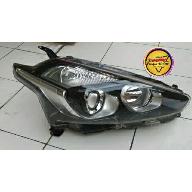 headlamp toyota sienta v atau g