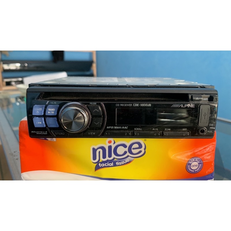 Single din alpine