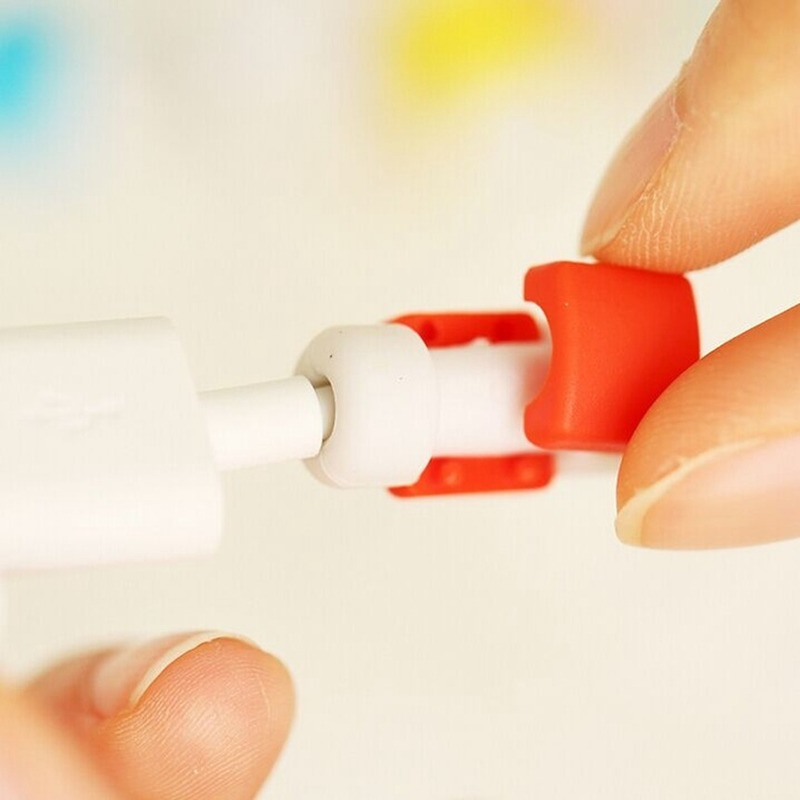 (Ready Stock) Pelindung Kabel Usb / Earphone Bahan Silikon Warna Permen Candy Cable Protector