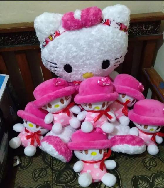 Boneka hello kitty  beranak bertopi SNI murah