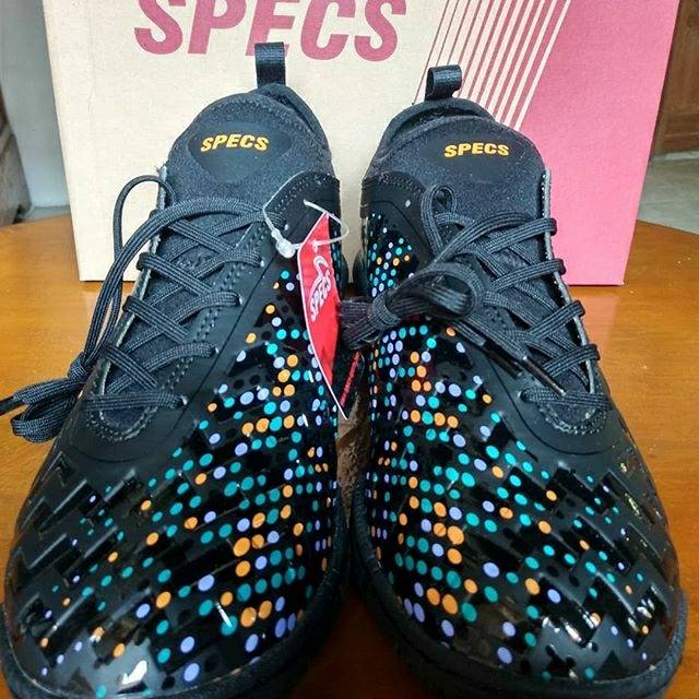 Sepatu futsal SPECS Cyanide Galaxy IN Black Modular
