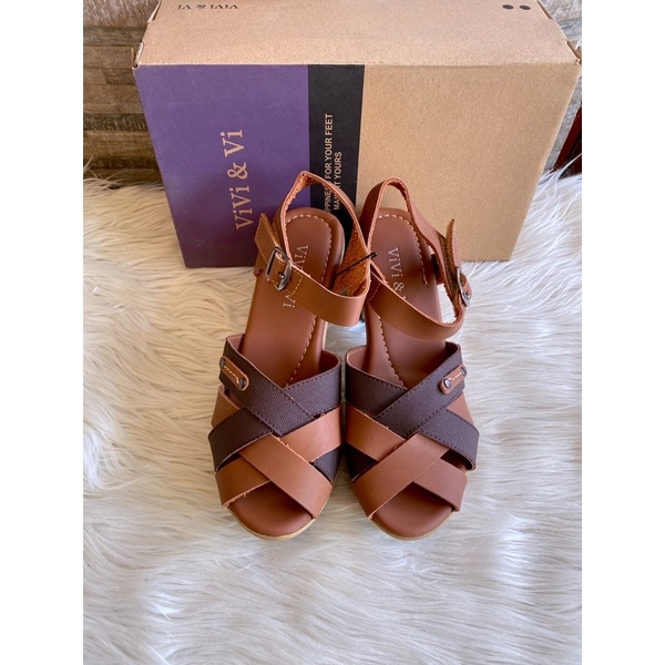 PSPGN.CO | SANDAL WANITA WEDGES GLADIATOR ON GESPER KASUAL ORIGINAL BRAND VIVI & VI 1905 TN/CF IN TA