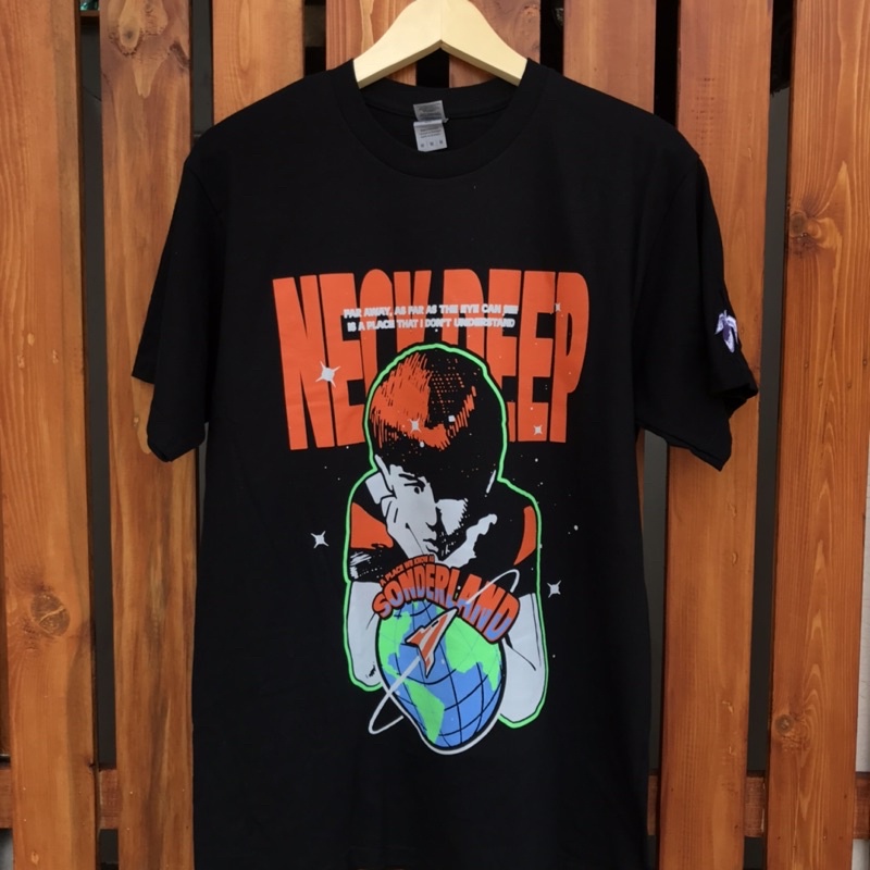 Tshirt Band New Original NECK DEEP ‘Sonderland Globe’