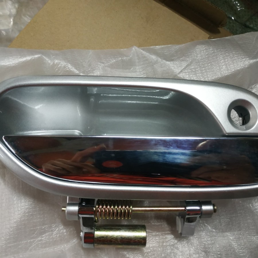 Handle Pintu Luar DEPAN KANAN Odyssey RA6 2000-2001