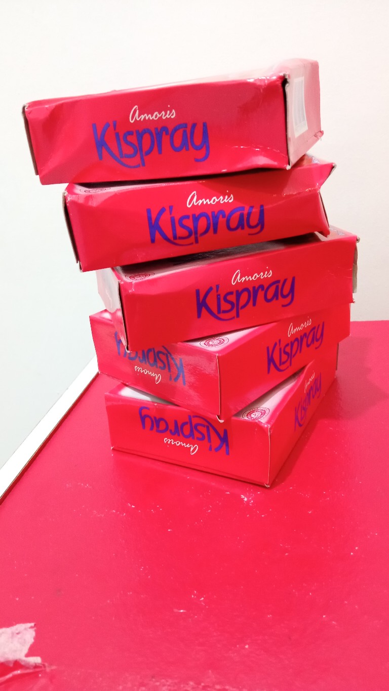 Kispray Amoris Dus 21ml - Isi 4 Sachet  -kispray Dus - Kispray Merah Amoris - Pewangi Dan Pelembut