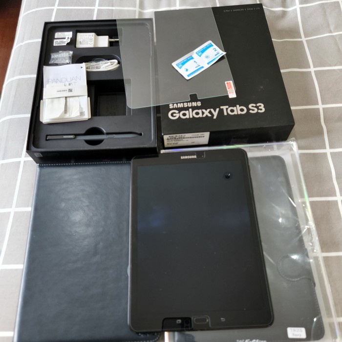 Tablet Computer Samsung Galaxy Tab S3 4gb 32gb Black Fullset Garansi
