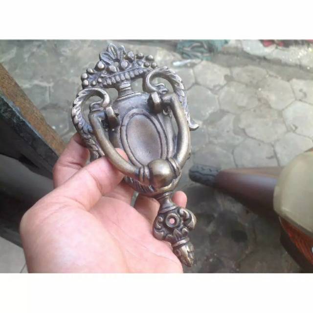 Ketukan Pintu Rumah Pagar Kuningan Antik Murah 014