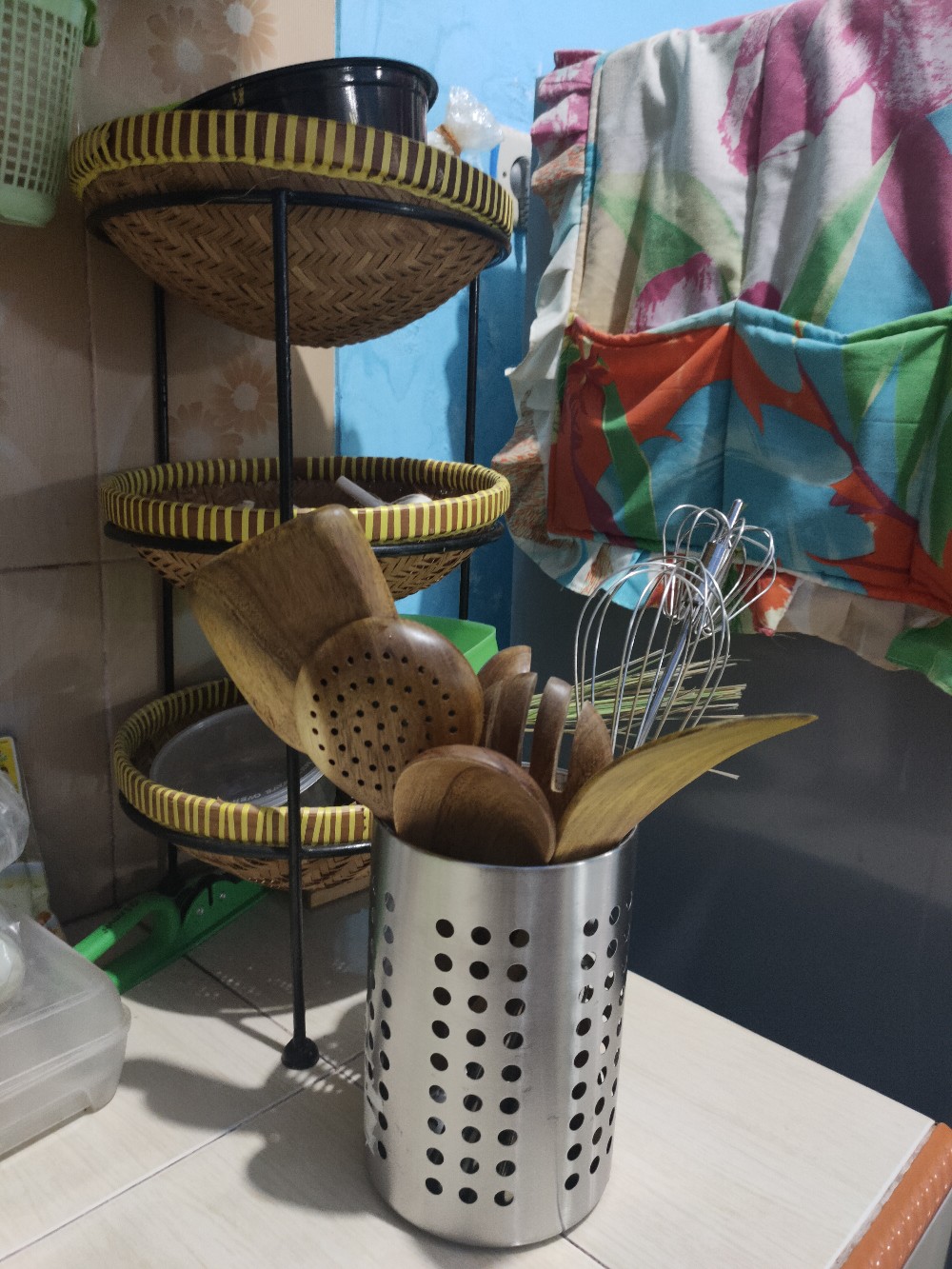 Tempat Sendok/sutil/pisau Steinlis