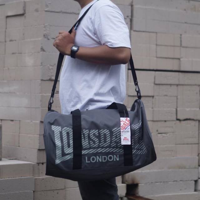 Tas pria wanita dufflebag lonsdale original BNWT