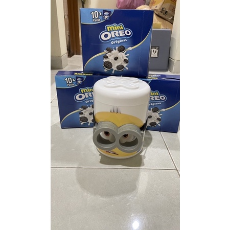 Minions Oreo Cookie Jar