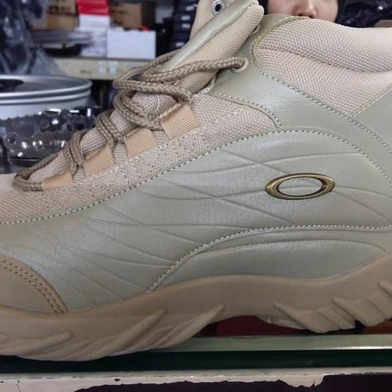Bagus Sepatu Oakley Sabot 6 Inci Terlaris