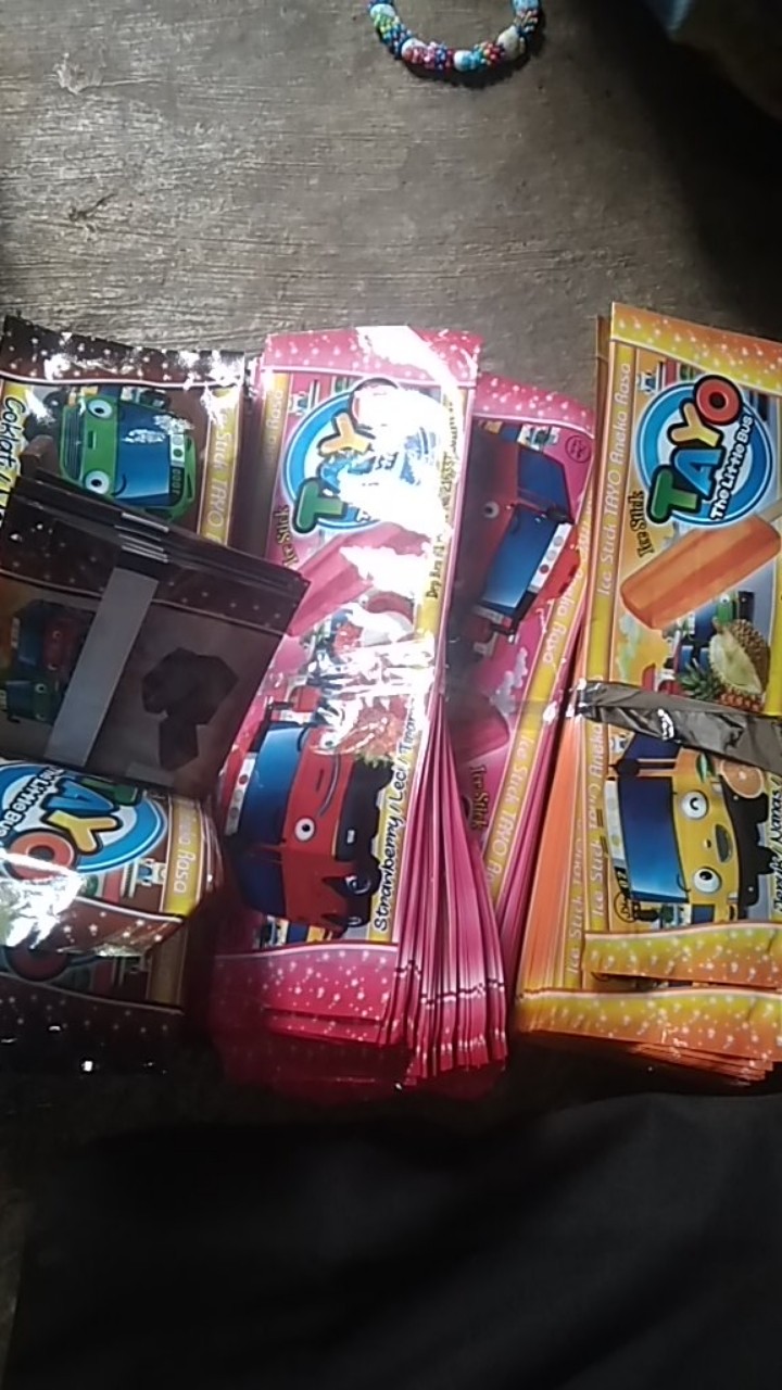 Kemasan Es Loly Tayo Kecil