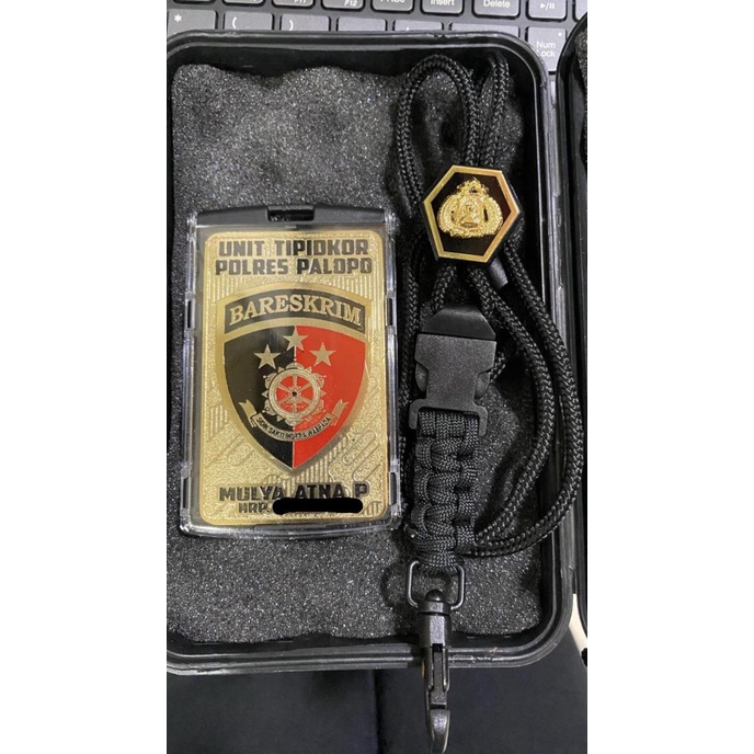 

Tactical Lanyard Badge Holder (Custom) - Satu Paket Terlaris