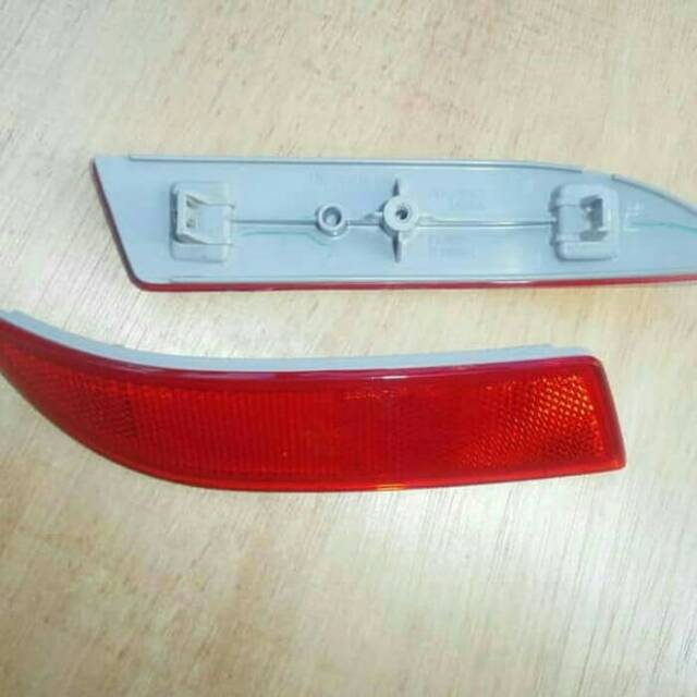 Lampu Reflektor Mata Kucing Bumper Belakang New Avanza Xenia Rush Ori