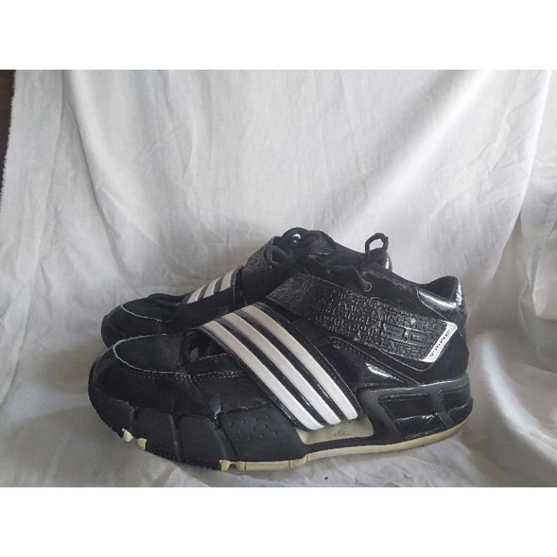 adidas pilrahna III men's basketball shoes second