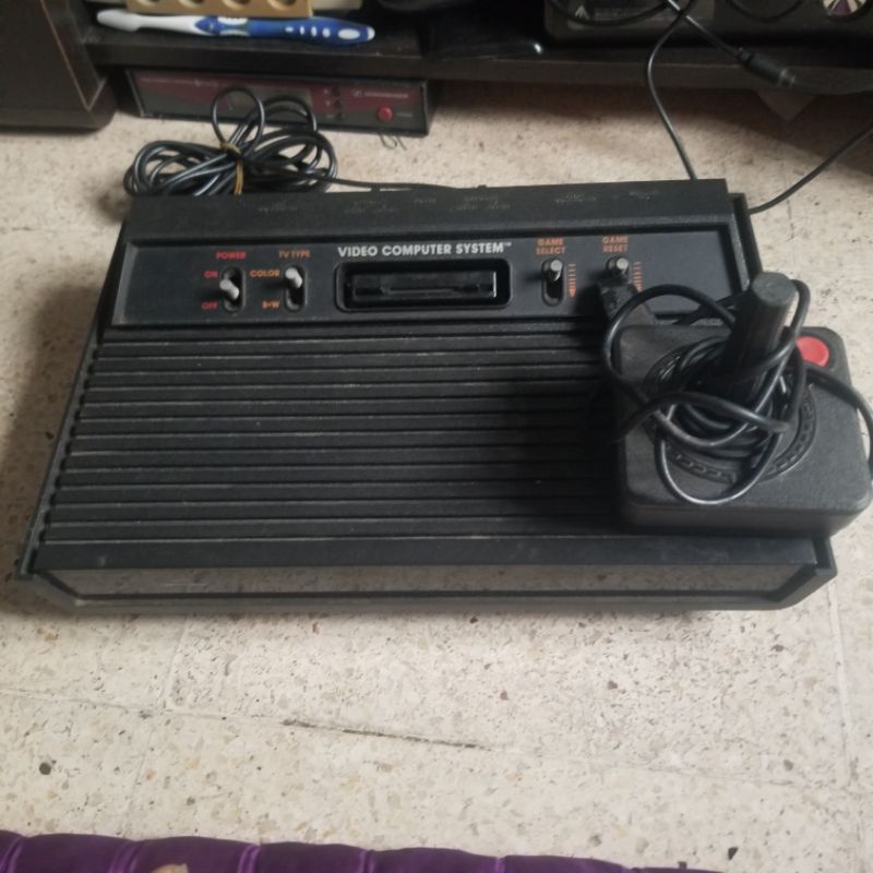 Atari console game Classic n vintage