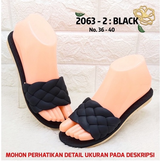 SANDAL HYS 2063 2 SENDAL JELLY WANITA SLOP MOTIF TALI KEPANG 100% ORIGINAL KUALITAS IMPORT NYAMAN EMPUK ANTI SLIP