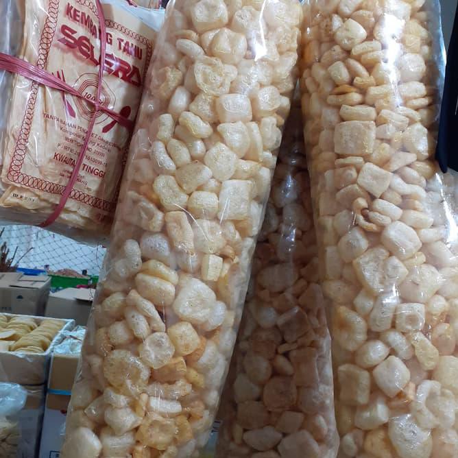 

Kerupuk Kulit Sayur/ Kerecek 2 Kg(Gojek) *