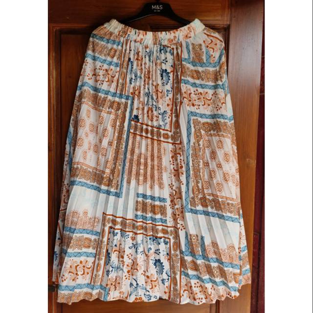 Rok Plisket Motif Bangkok