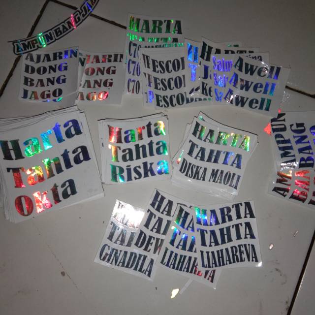 

Sticker hologram harta tahta nama bisa request ukuran 7x7 harga termurah